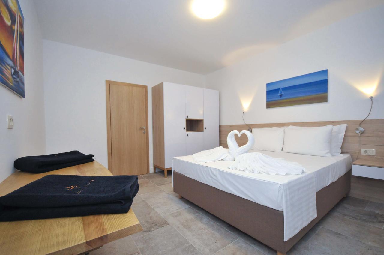 Corso Levante Luxury Suites Petrovazzo Esterno foto