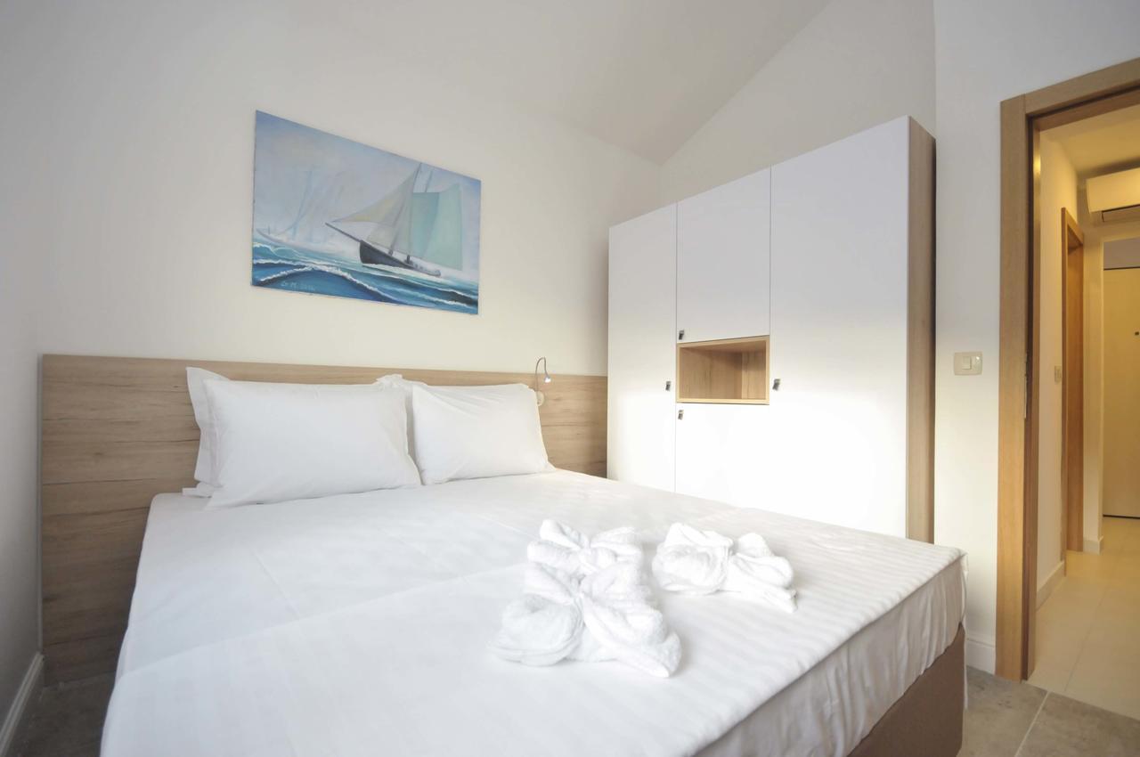 Corso Levante Luxury Suites Petrovazzo Esterno foto