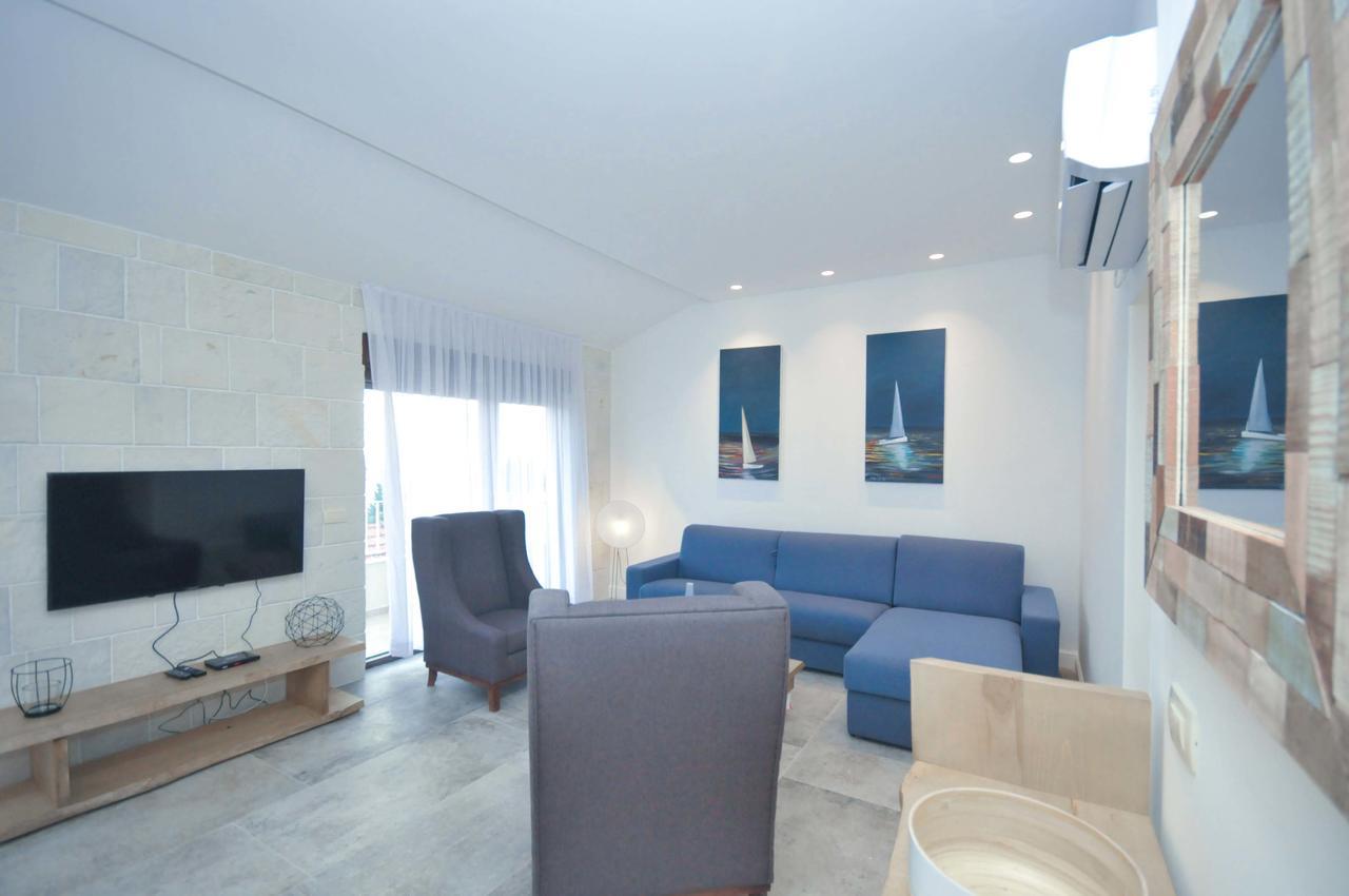 Corso Levante Luxury Suites Petrovazzo Esterno foto