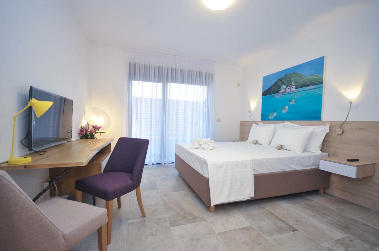 Corso Levante Luxury Suites Petrovazzo Esterno foto